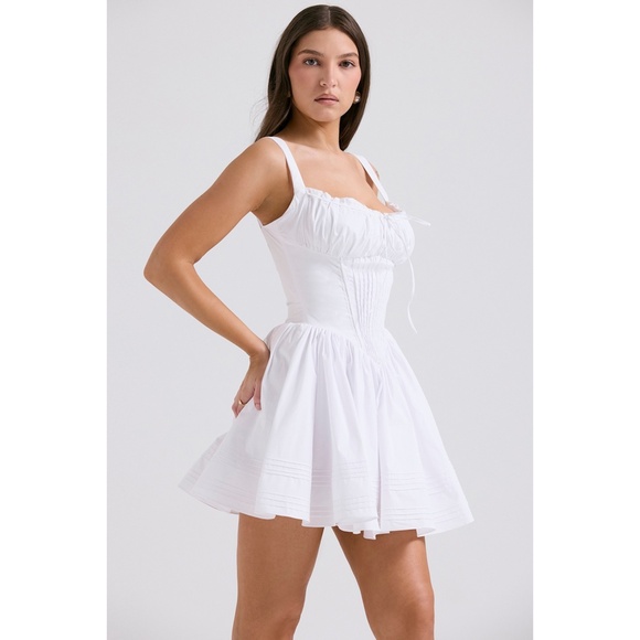 NEW House of CB Natassia Dress White Medium - Picture 6 of 17